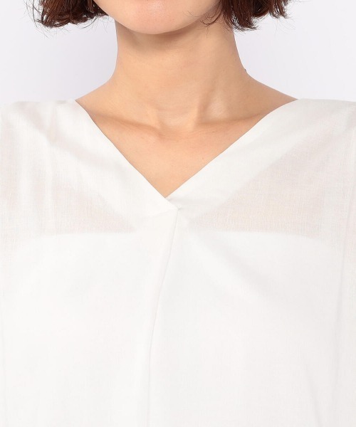 MEW'S REFINED CLOTHES（ミューズリファインドクローズ）の「美シルエット抜き衿ブラウス（シャツ/ブラウス・レディース・ホワイト/ブラック/ブラウン系その他・MEDIUM）」の8枚目の写真
