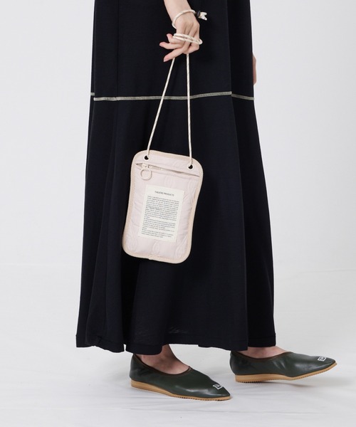 THEATRE PRODUCTS（シアタープロダクツ）の「キルティングシートバッグ Ssize（ショルダーバッグ・レディース・ホワイト/ブラック/ベージュ/グリーン・FREE）」の17枚目の写真