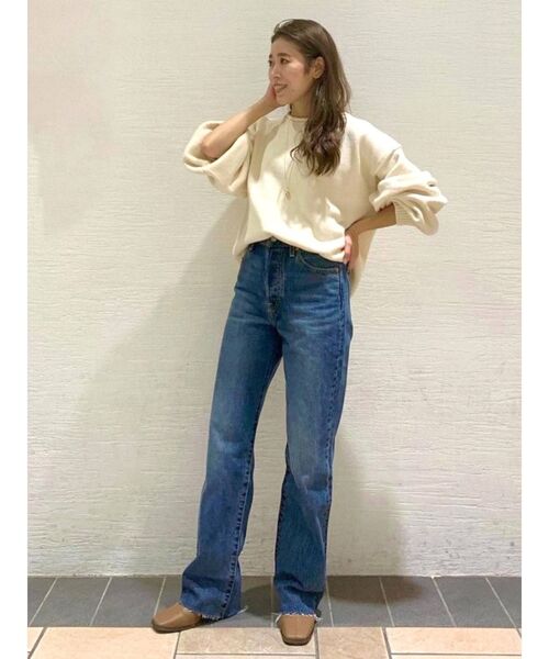 Ungrid(アングリッド)の「アウトリンキングクルーネックニット(ニット/セーター・レディース・グリーン/サーモンピンク/オフホワイト/チャコールグレー・FREE)」の15枚目の写真