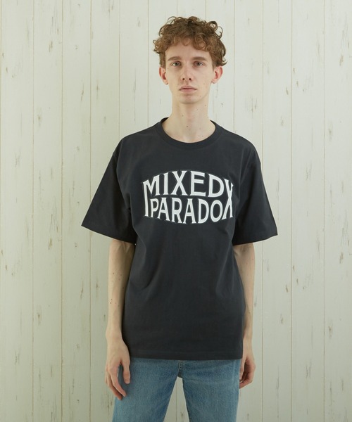 TONE SELECT WEAR(トーンセレクトウェア)の「【TONE BY AS】カレッジプリントTEE(BL)(Tシャツ/カットソー・メンズ・ベージュ/杢グレー/スミクロ・MEDIUM/LARGE)」の1枚目の写真