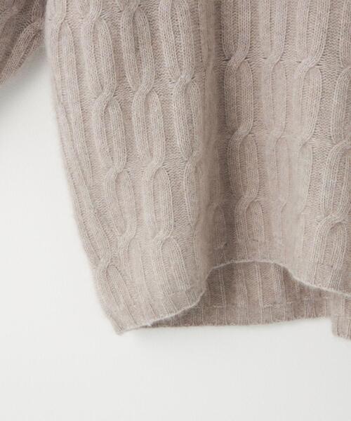 BRACTMENT（ブラクトメント）の「＜BRACTMENT(ブラクトメント)＞BM ケーブル深Vネック プルオーバー（ニット/セーター・レディース・モカ/ナチュラル/ケリー・FREE）」の14枚目の写真
