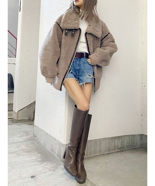 GYDA（ジェイダ）の「スクエアトゥカップヒールブーツ（ブーツ・レディース・ブラウン/ブラック・MEDIUM/SMALL/LARGE）」の14枚目の写真