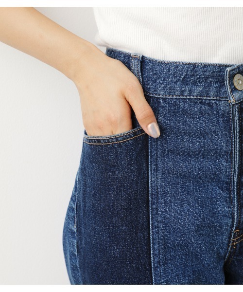 RODEO CROWNS WIDE BOWL（ロデオクラウンズワイドボウル）の「switching denim ﾊﾟﾝﾂ（デニムパンツ・レディース・ブルー・SMALL/MEDIUM/X-SMALL）」の2枚目の写真