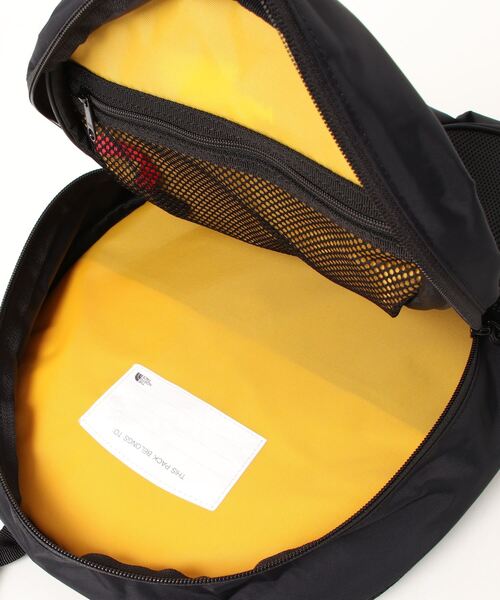 THE NORTH FACE（ザノースフェイス）の「NMJ72004/K SMALL DAY（バックパック/リュック・キッズ・ブラック/ブラウン/ピンク/ブルー/マルチ・FREE）」の7枚目の写真