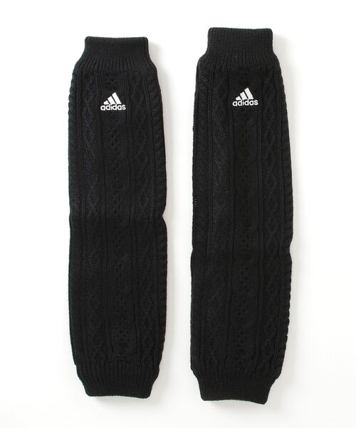 adidas（アディダス）の「ケーブル スリーストライプ レッグウォーマー