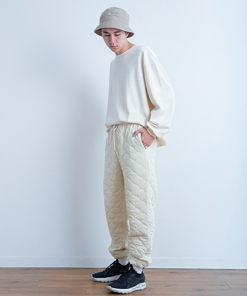 Universal Style Wear(ユニバーサルスタイルウェア)の「Universal Style Wear ヘビースムース サイドタック ロンT(Tシャツ/カットソー・メンズ・グレイッシュベージュ/ブラック/ホワイト/オリーブ・MEDIUM/LARGE/X-LARGE)」の8枚目の写真