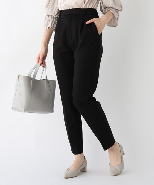 index（インデックス）の「◆DELEGANT ポンチテーパードパンツ【WEB限定アイテム】（スーツパンツ・レディース・ブラック系1/ブラック/ダークグレー・38/42/36/40）」の2枚目の写真