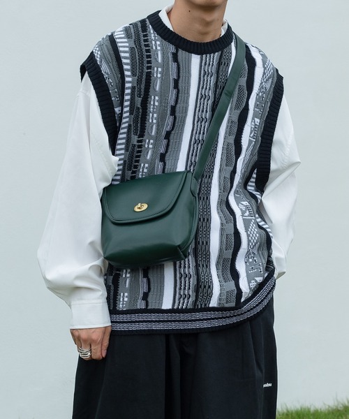kutir（クティール）の「レトロショルダーバッグ（ショルダーバッグ・メンズ・ブラック/グリーン/ダークブラウン/イエロー・FREE）」の12枚目の写真