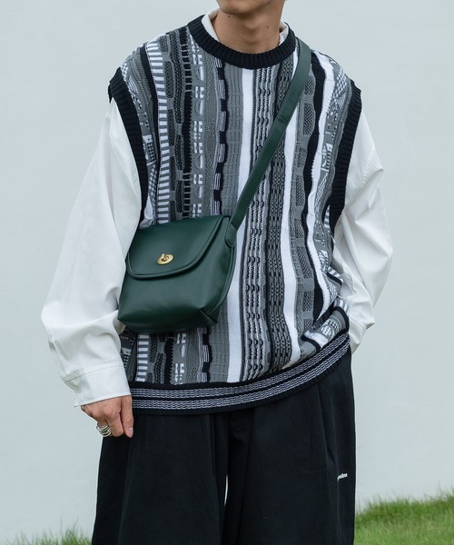 kutir（クティール）の「レトロショルダーバッグ（ショルダーバッグ・メンズ・ブラック/グリーン/ダークブラウン/イエロー・FREE）」の16枚目の写真