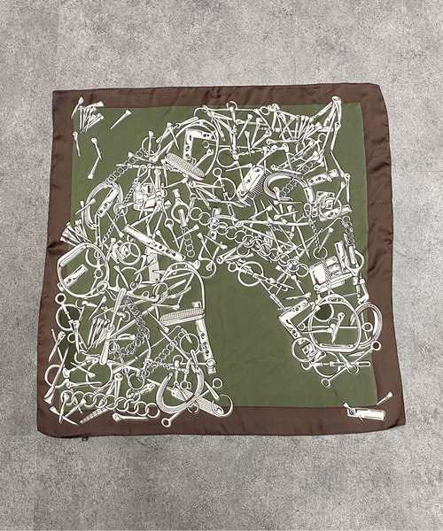 Ellno Loset（エルノロゼット）の「アソート柄スカーフ（バンダナ/スカーフ・メンズ・グリーン/アイボリー/ネイビー/ブラック/カーキ/キャメル・FREE）」の11枚目の写真