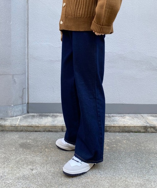 anown(アノン)の「フレアワイドデニム【ファッションインフルエンサーRyo×anown 限定コラボ】(デニムパンツ・メンズ・ブラック/インディゴブルー・S/M/L)」の8枚目の写真