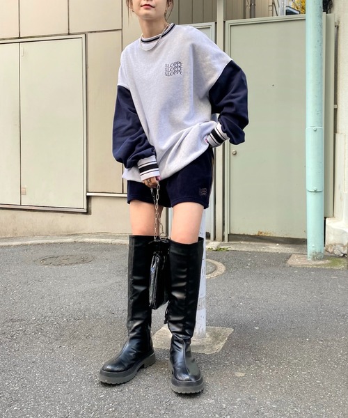 WHO'S WHO gallery（フーズフーギャラリー）の「【SLOPPY/スロッピー】バイカラーラインリブクルー（スウェット・レディース・サックスブルー/オートミール/ネイビー/グリーン・FREE）」の18枚目の写真