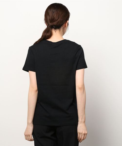 Guess（ゲス）の「GUESS Originals Bear Kaira Easy Tee（Tシャツ/カットソー・レディース・ホワイト/ブラック/ライトピンク・SMALL/MEDIUM/LARGE/X-SMALL）」の5枚目の写真