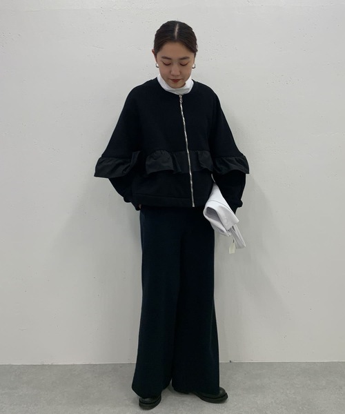 BEARDSLEY（ビアズリー）の「腕を動かすたびに変わるシルエット 中はもこもこ 裏毛フリルブルゾン（ブルゾン・レディース・ブラック・FREE）」の20枚目の写真