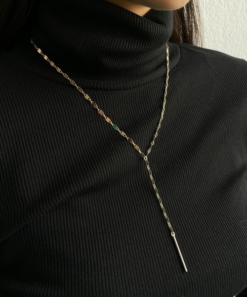 CEMONEMO（セモネモ）の「Yシェイプ ペタルチェーン ロングネックレス（ネックレス・レディース・ゴールド/シルバー・FREE）」の6枚目の写真