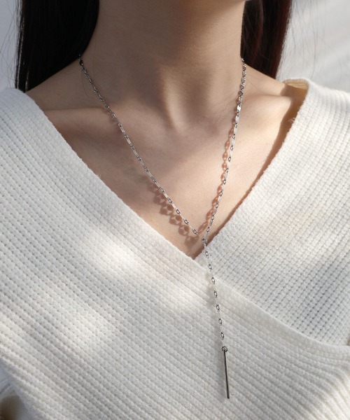 CEMONEMO（セモネモ）の「Yシェイプ ペタルチェーン ロングネックレス（ネックレス・レディース・ゴールド/シルバー・FREE）」の14枚目の写真