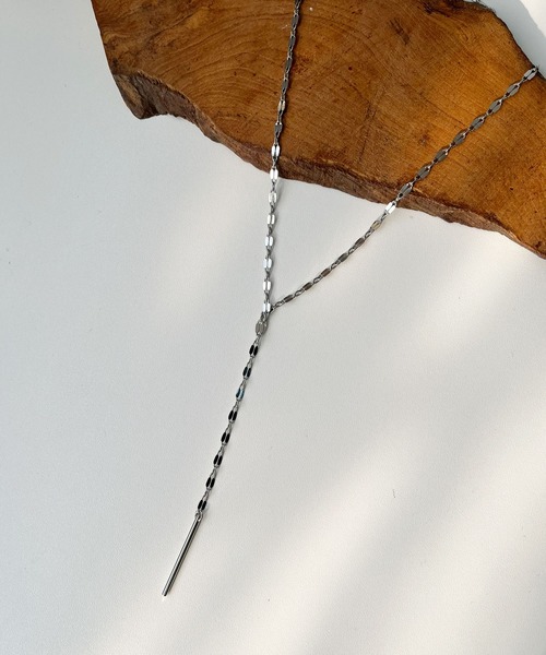 CEMONEMO（セモネモ）の「Yシェイプ ペタルチェーン ロングネックレス（ネックレス・レディース・ゴールド/シルバー・FREE）」の20枚目の写真