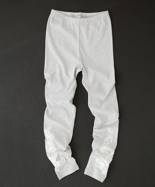 osharewalker（オシャレウォーカー）の「【廃盤】『フラワーモチーフ裾レースレギンス』（レギンス/スパッツ・レディース・杢グレー/ブラック・2/1）」の19枚目の写真