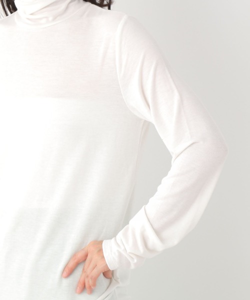 LEPSIM(レプシィム)の「シアーレイヤードタートル 273828(Tシャツ/カットソー・レディース・ブラック/パープル/オフホワイト・FREE)」の8枚目の写真