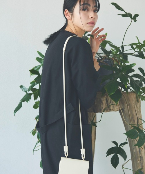 Libra Cue（リブラ キュー）の「モバイルウォレットミニショルダーバッグ（ショルダーバッグ・レディース・ブラック/アイボリー・FREE）」の4枚目の写真