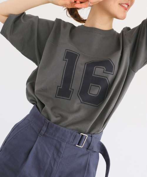 IENA（イエナ）の「LIEN Numberling 16 Tシャツ（Tシャツ/カットソー・レディース・ホワイト/グレー/グリーン系その他・FREE）」の3枚目の写真