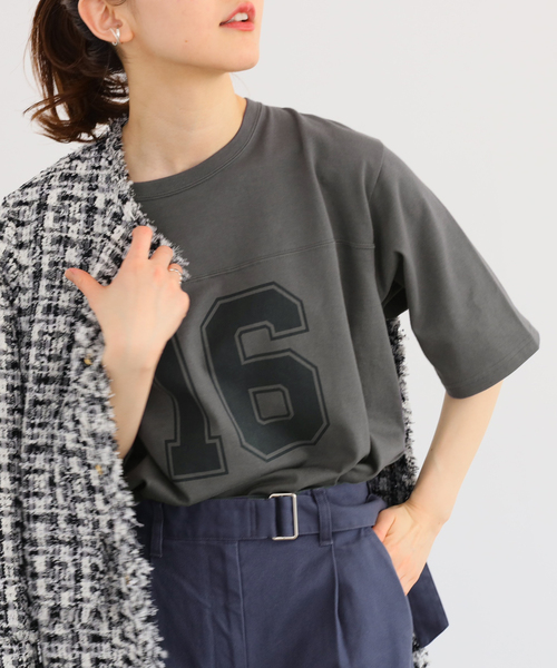 IENA（イエナ）の「LIEN Numberling 16 Tシャツ（Tシャツ/カットソー・レディース・ホワイト/グレー/グリーン系その他・FREE）」の7枚目の写真
