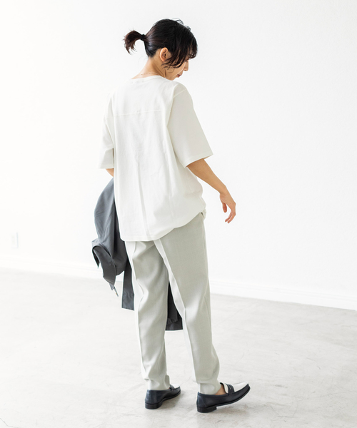 IENA（イエナ）の「LIEN Numberling 16 Tシャツ（Tシャツ/カットソー・レディース・ホワイト/グレー/グリーン系その他・FREE）」の17枚目の写真