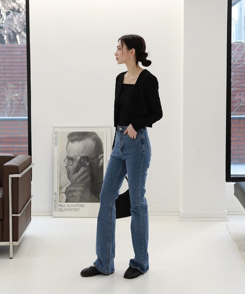 by muni:r（バイ ムニール）の「セミブーツカットデニムパンツ（デニムパンツ・レディース・ライトブルー/ブルー・SMALL/MEDIUM）」の18枚目の写真