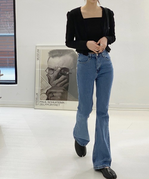 by muni:r（バイ ムニール）の「セミブーツカットデニムパンツ（デニムパンツ・レディース・ライトブルー/ブルー・SMALL/MEDIUM）」の22枚目の写真