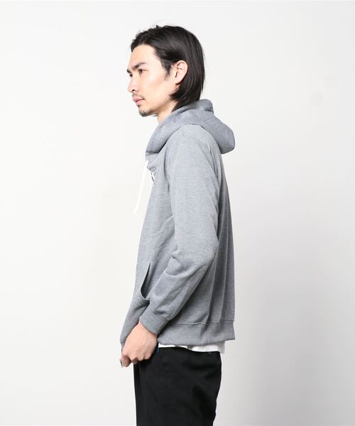 NAVY(ネイビー)の「裏毛無地カラージップアップパーカー(パーカー・メンズ・ホワイト/ブラック/ブルー/グレー/グリーン/イエロー/パープル/オレンジ・L/XL/M)」の9枚目の写真
