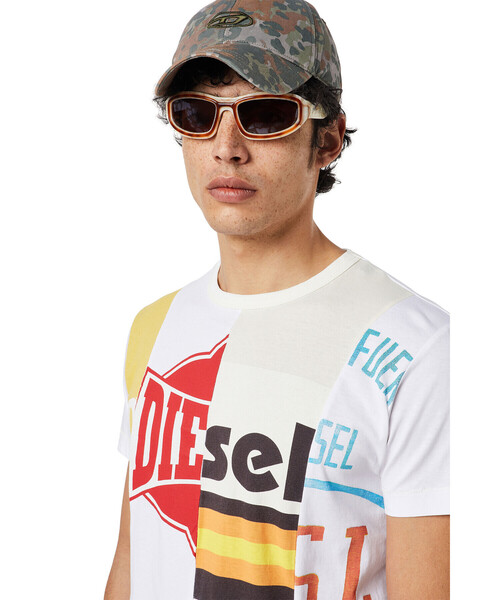 DIESEL（ディーゼル）の「メンズ Tシャツ コントラストデザイン サステナブル（Tシャツ/カットソー・メンズ・ホワイト系その他/ブラック系その他・LARGE/X-LARGE/MEDIUM/SMALL/XX-LARGE/XXX-LARGE/X-SMALL）」の5枚目の写真