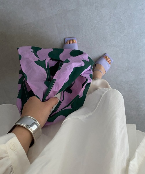 BAGGU（バグー）の「【BAGGU/バグゥ】2022SS STANDARD BAGGU（エコバッグ/サブバッグ・レディース・ベージュ/ブラウン/グレー/オリーブ/ピンク/イエロー/ブルー/グリーン/ブロンズ/ピンク系その他・FREE）」の20枚目の写真