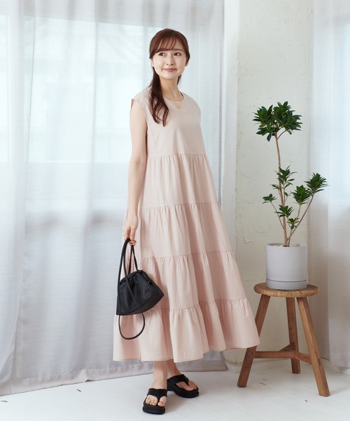 Lamoa（ラモア）の「Lamoa/ボリューム ティアード ロング ワンピース（ワンピース・レディース・ベージュ/ネイビー/グレー/ピンク・FREE）」の13枚目の写真