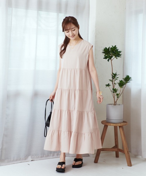 Lamoa（ラモア）の「Lamoa/ボリューム ティアード ロング ワンピース（ワンピース・レディース・ベージュ/ネイビー/グレー/ピンク・FREE）」の14枚目の写真