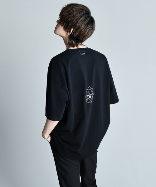 ADRER（アドラー）の「Heavy cotton flower big T-shiet/ヘビーコットンフラワーグラフィックTシャツ（Tシャツ/カットソー・メンズ・ホワイト/ブラック・SMALL/MEDIUM/LARGE/X-SMALL）」の9枚目の写真