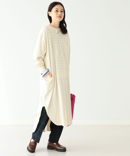 BEAMS BOY（ビームスボーイ）の「BEAMS BOY / リブ ユーロ ヴィンテージ ワンピース（ワンピース・レディース・ネイビー/ナチュラル・ONE SIZE）」の4枚目の写真