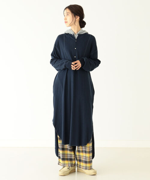 BEAMS BOY（ビームスボーイ）の「BEAMS BOY / リブ ユーロ ヴィンテージ ワンピース（ワンピース・レディース・ネイビー/ナチュラル・ONE SIZE）」の9枚目の写真