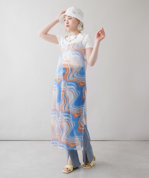 SPINNS（スピンズ）の「マーブルデザイン シアーキャミワンピース（ワンピース・レディース・ブルー/グリーン/ピンク・ONESIZE）」の17枚目の写真