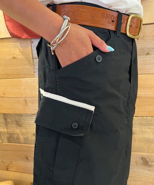 OLD BETTY'S(オールドベティーズ)の「【日本製】オールドベティーズ 【OLD BETTY’S】3Way Fishtail Cargo Skirt(スカート・レディース・ブラック/ベージュ・FREE)」の9枚目の写真