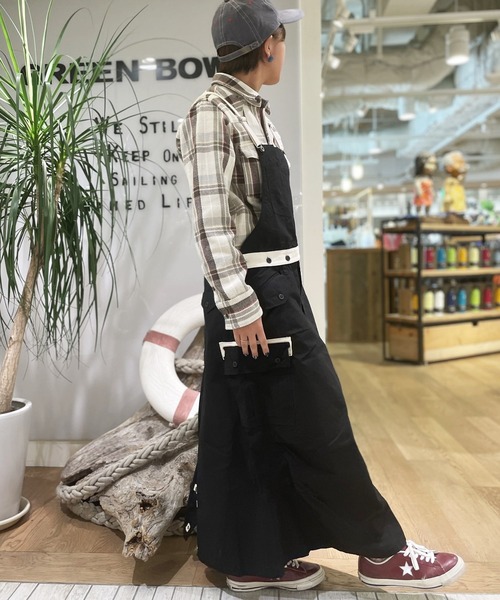 OLD BETTY'S(オールドベティーズ)の「【日本製】オールドベティーズ 【OLD BETTY’S】3Way Fishtail Cargo Skirt(スカート・レディース・ブラック/ベージュ・FREE)」の11枚目の写真