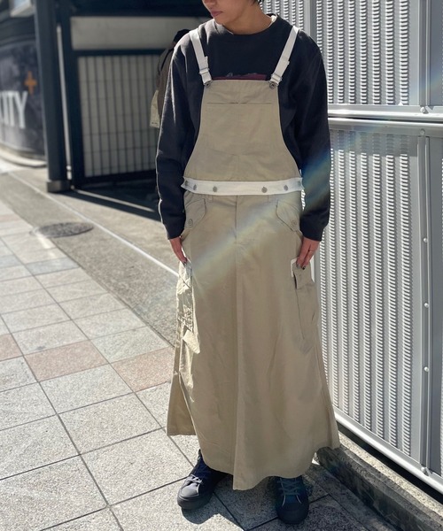 OLD BETTY'S(オールドベティーズ)の「【日本製】オールドベティーズ 【OLD BETTY’S】3Way Fishtail Cargo Skirt(スカート・レディース・ブラック/ベージュ・FREE)」の13枚目の写真