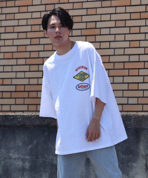 Bling Leads(ブリングリーズ)の「/Bl/ランダムワッペン半袖Tシャツ(Tシャツ/カットソー・メンズ・ホワイト/ダークグリーン/ロイヤルブルー/スミクロ/グレイッシュブルー・MEDIUM/LARGE)」の2枚目の写真