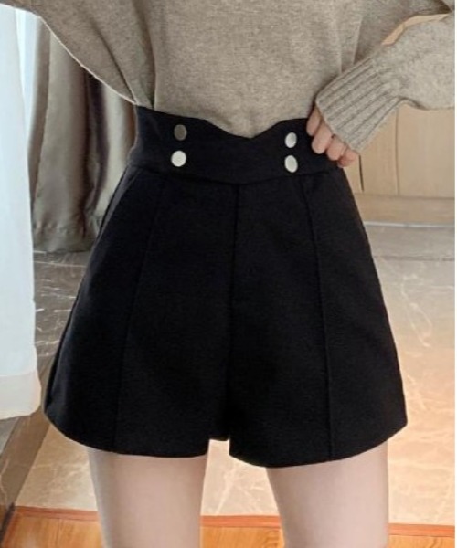 gossip!ロサンゼルス(ゴシップロサンゼルス)の「ハイウエストショートパンツ(その他パンツ・レディース・ブラック/ベージュ・FREE)」の11枚目の写真