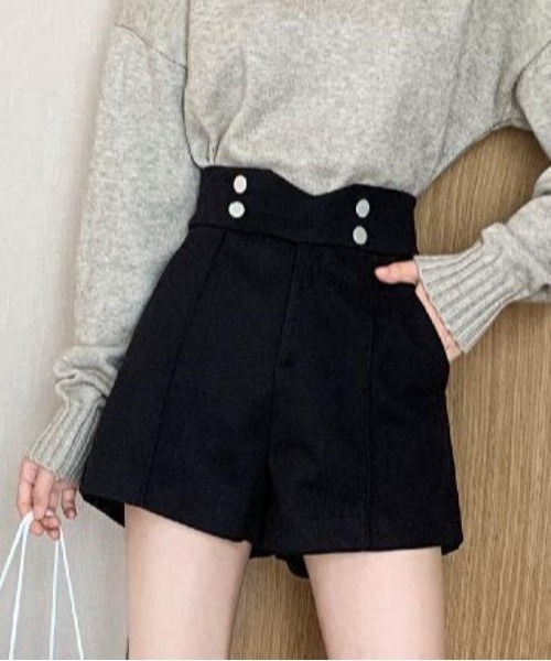 gossip!ロサンゼルス(ゴシップロサンゼルス)の「ハイウエストショートパンツ(その他パンツ・レディース・ブラック/ベージュ・FREE)」の13枚目の写真