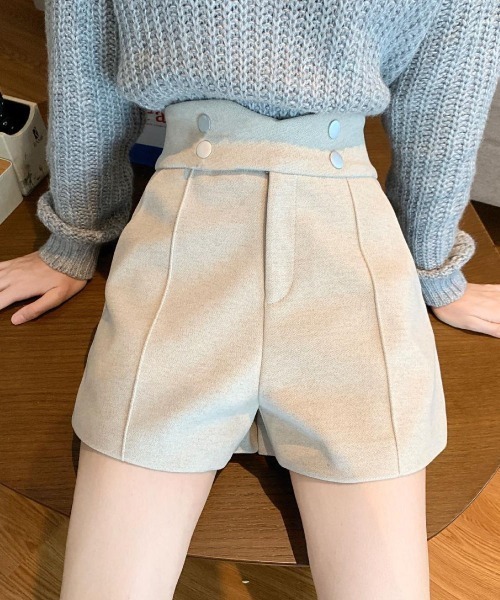 gossip!ロサンゼルス(ゴシップロサンゼルス)の「ハイウエストショートパンツ(その他パンツ・レディース・ブラック/ベージュ・FREE)」の12枚目の写真