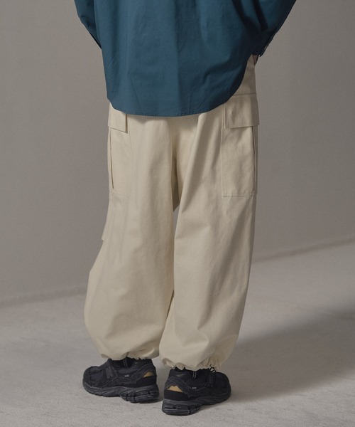 neez.（ニーズ）の「ワイドカーゴパンツ（カーゴパンツ・メンズ・マスタード/グリーン/ホワイト/カーキ/ブラック・SMALL/MEDIUM/LARGE）」の7枚目の写真