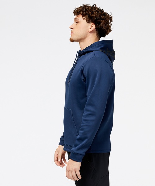 NEW BALANCE(ニューバランス)の「Tenacity パフォーマンス チェストロゴ フリースフーディー(パーカー・メンズ・ブラック/ネイビー/グレー・LARGE/XX-LARGE/SMALL/MEDIUM/X-LARGE)」の9枚目の写真