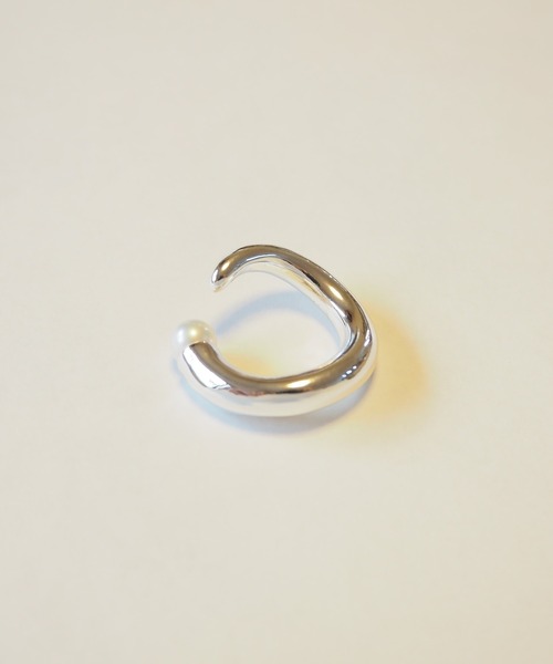 Nothing And Others(ナッシングアンドアザーズ)の「「Nothing And Others/ナッシングアンドアザーズ」Freshwaterpearl Ring(リング・レディース・シルバー/ゴールド・FREE)」の16枚目の写真