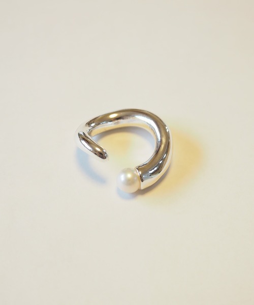Nothing And Others(ナッシングアンドアザーズ)の「「Nothing And Others/ナッシングアンドアザーズ」Freshwaterpearl Ring(リング・レディース・シルバー/ゴールド・FREE)」の8枚目の写真