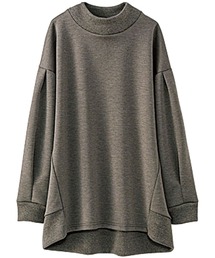柔らかとろみ素材リブ使いプルオーバー